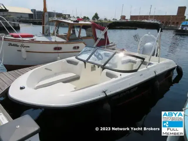 Bayliner Element E6