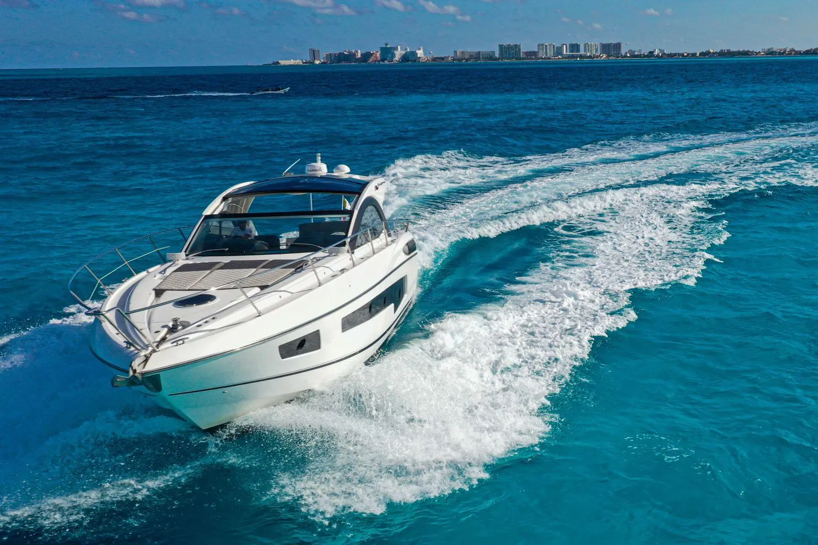 2015 Sunseeker san remo