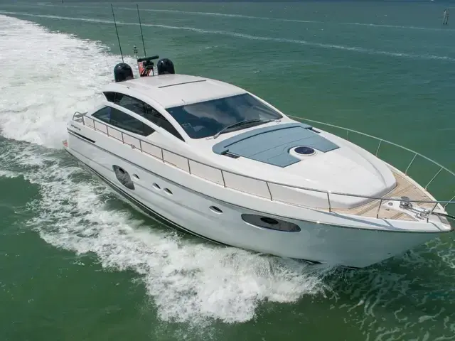 Pershing 62