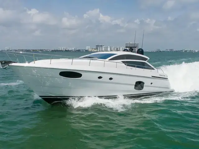 Pershing 62