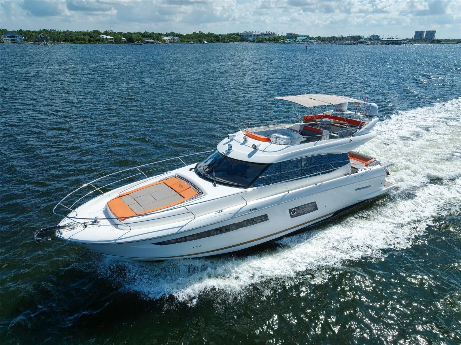 2015 Prestige 550