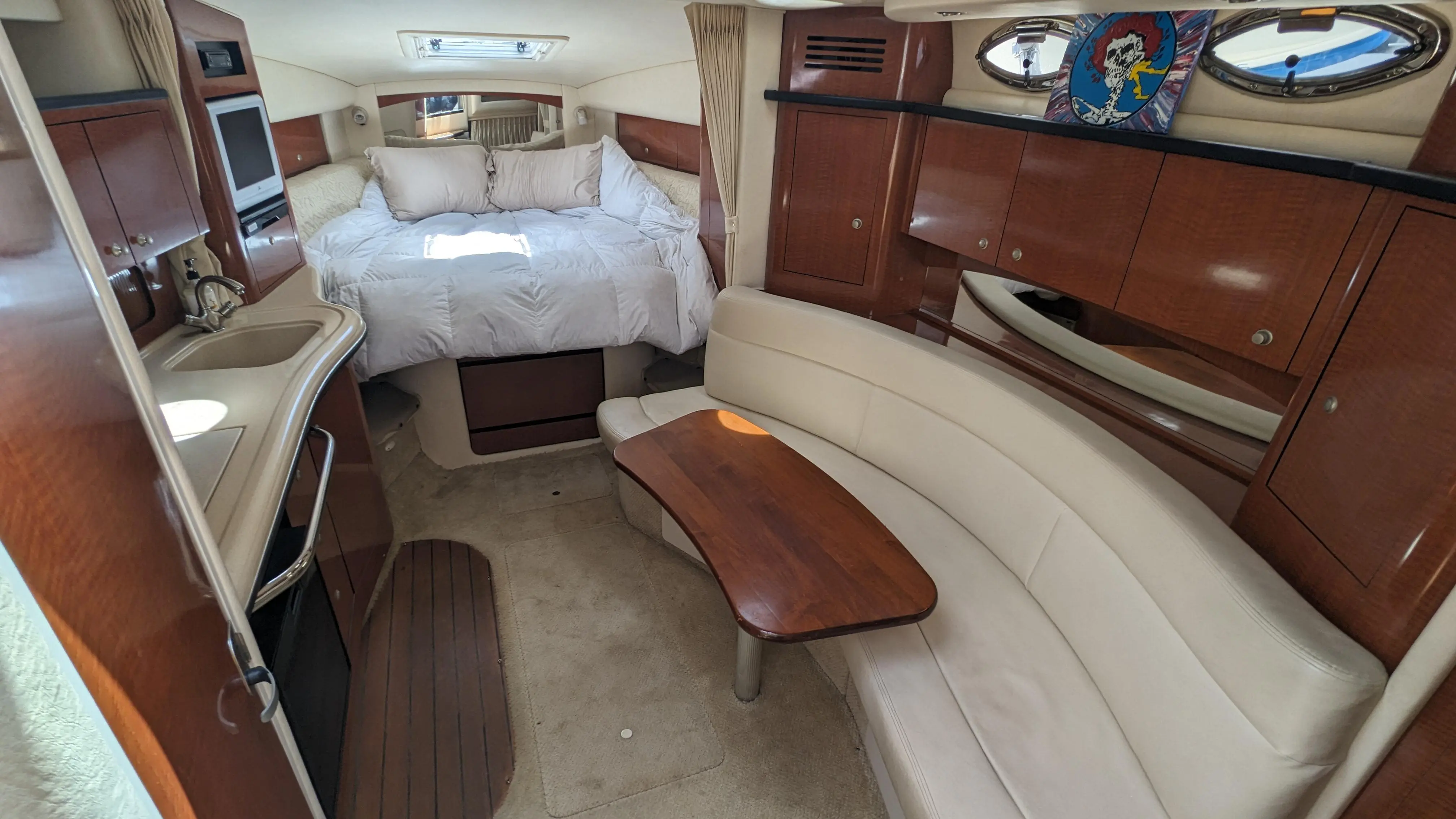 2005 Sea Ray sundancer 320