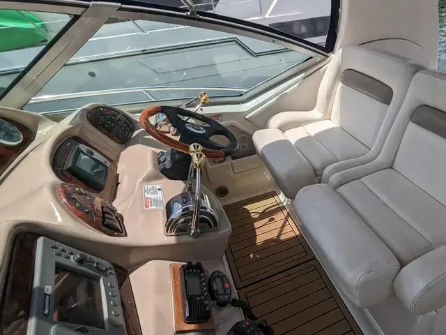 Sea Ray Sundancer 320