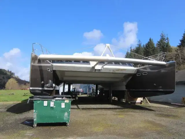 Pedigree Cat BLOOMFIELD 86′ MOTORSAILER