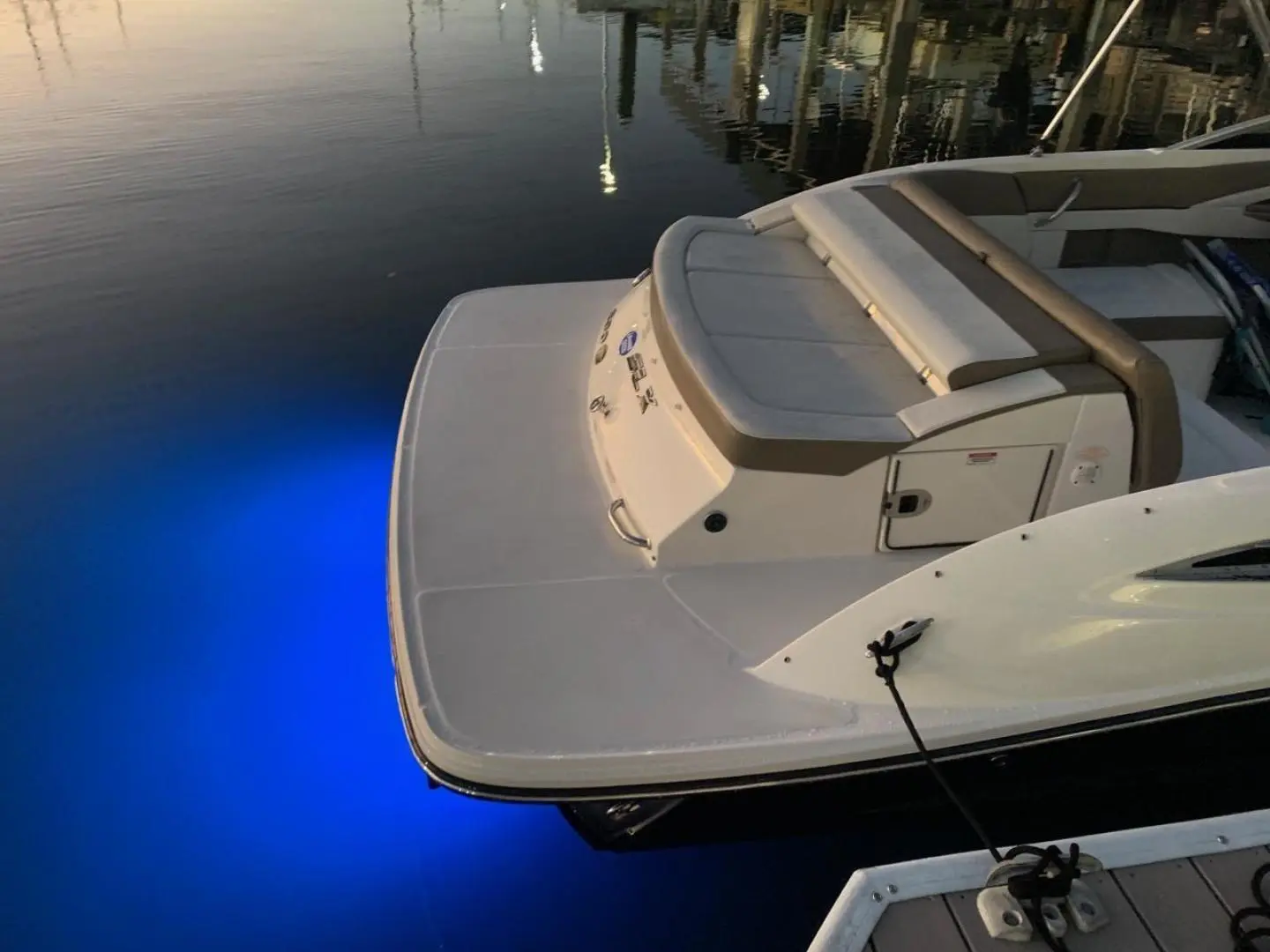 2012 Sea Ray 230 slx