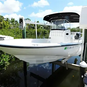 2005 Boston Whaler 22