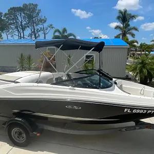 2015 Sea Ray 190 SPORT