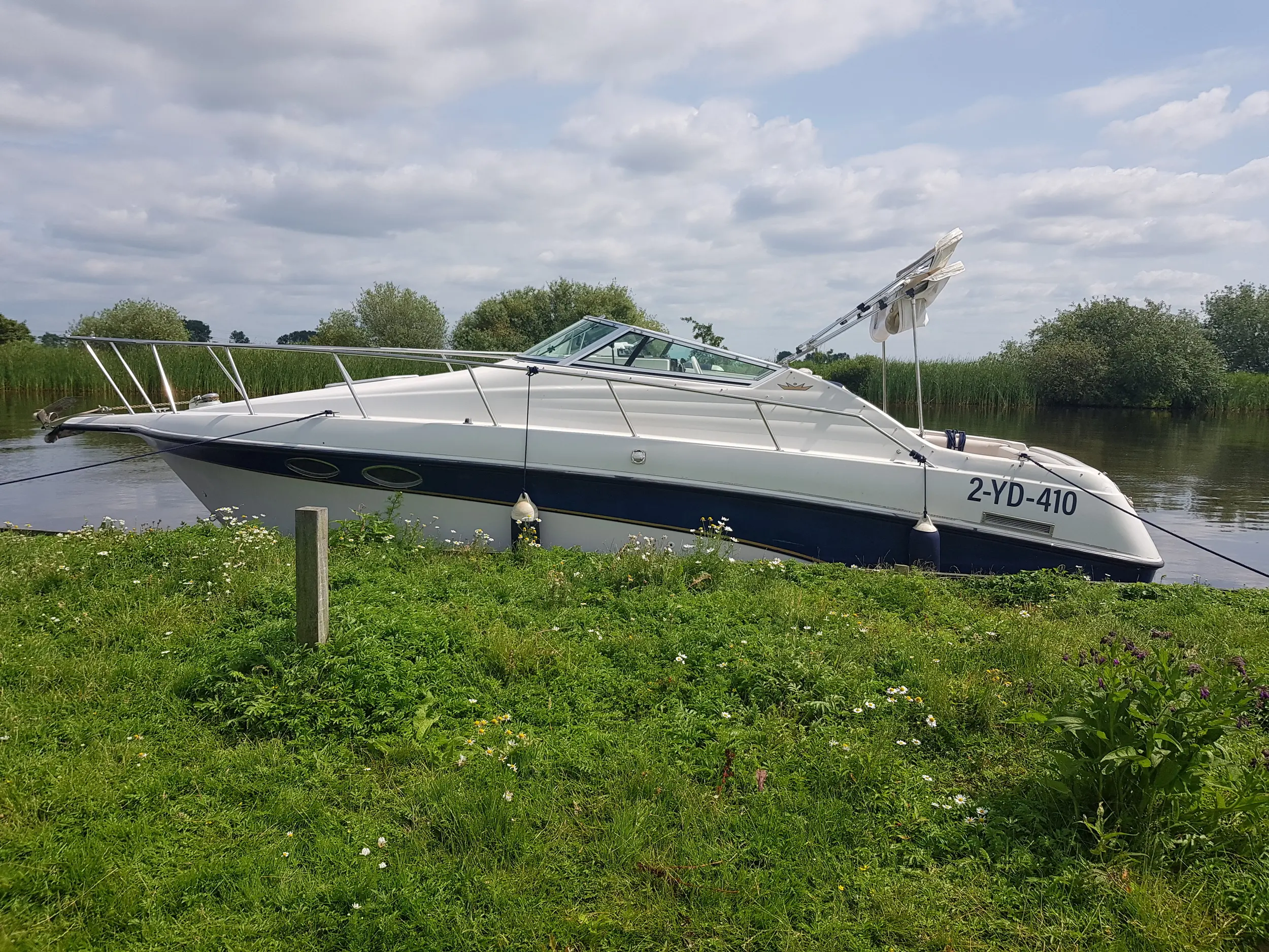 1996 Crownline 250 cr diesel speedcruiser