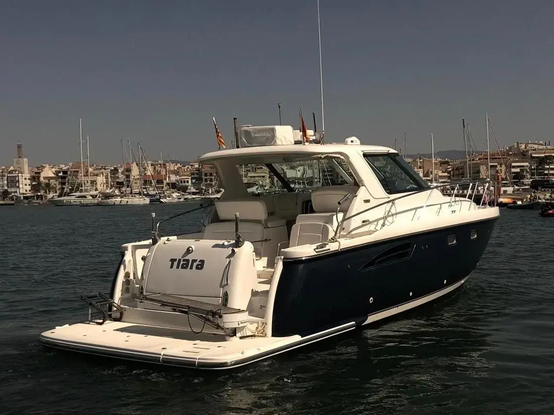 2005 Tiara 3600 sovran