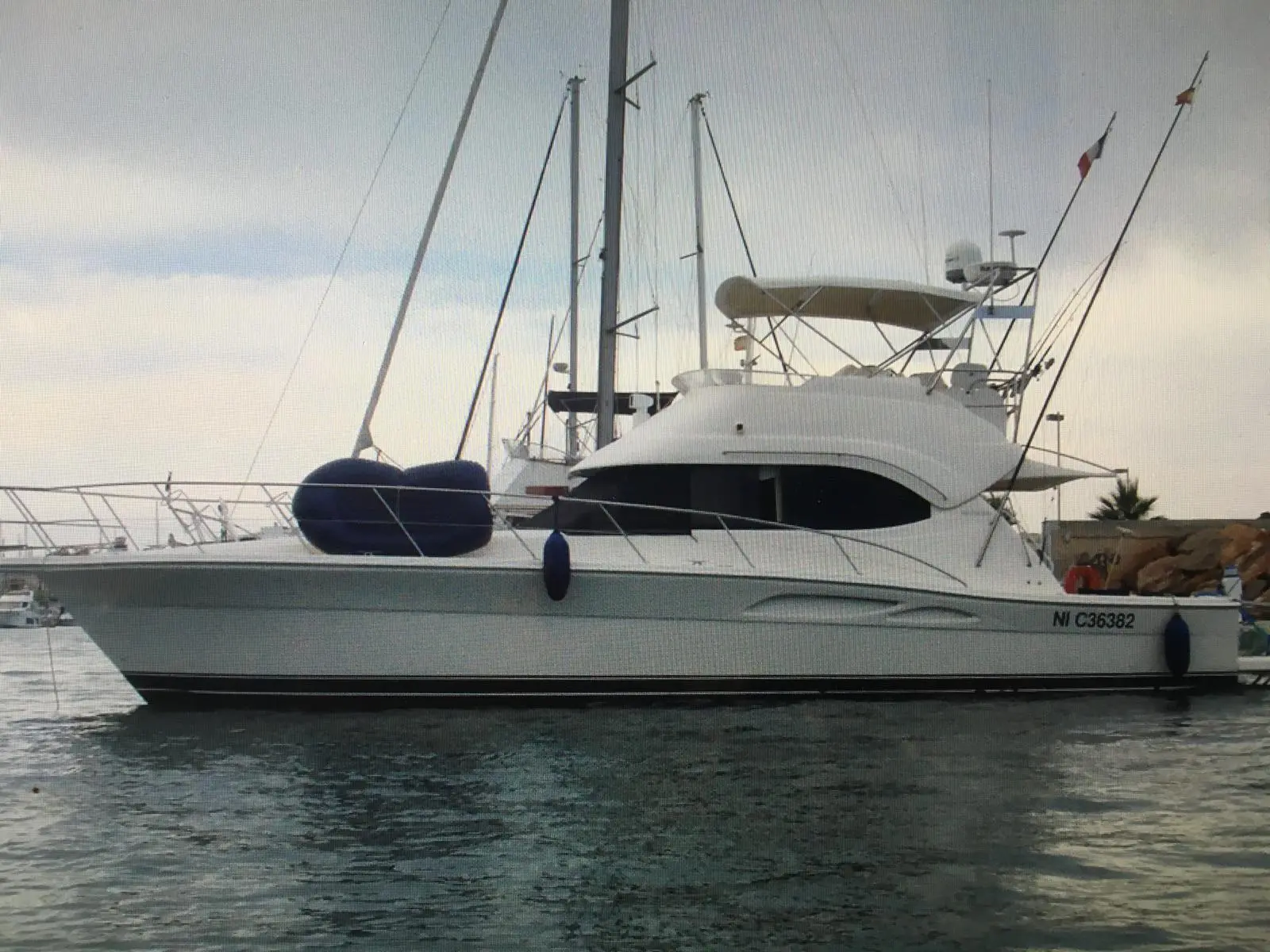 2004 Riviera 42 flybridge