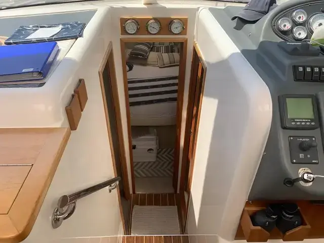 Riviera 3600 Sport Yacht