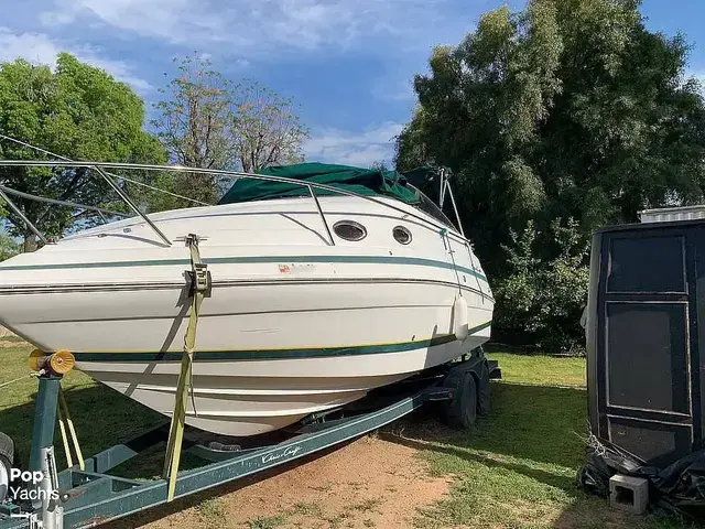 Chris Craft 240 Express Cruiser