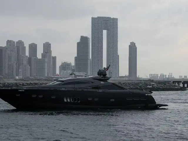 Sunseeker Predator 95