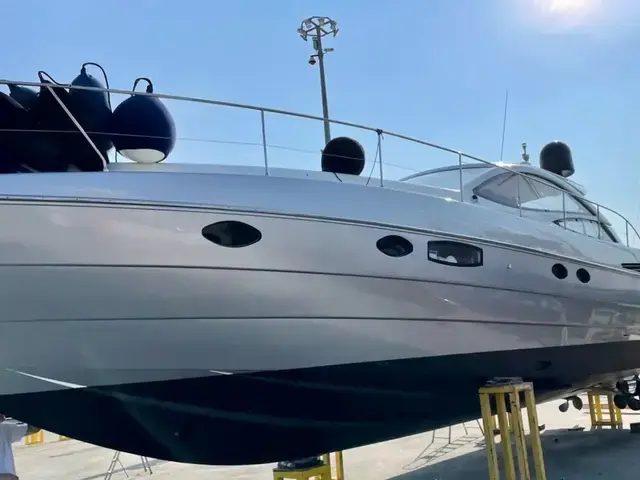 Pershing 46