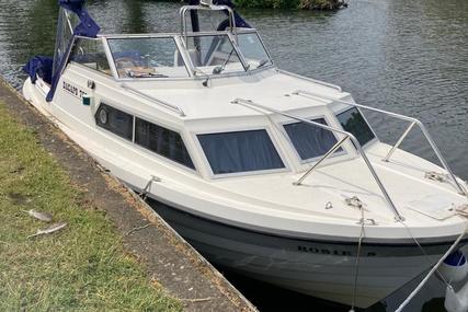 25.5ft Cabin Cruiser with Thames based mooring