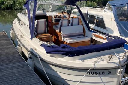 25.5ft Cabin Cruiser with Thames based mooring