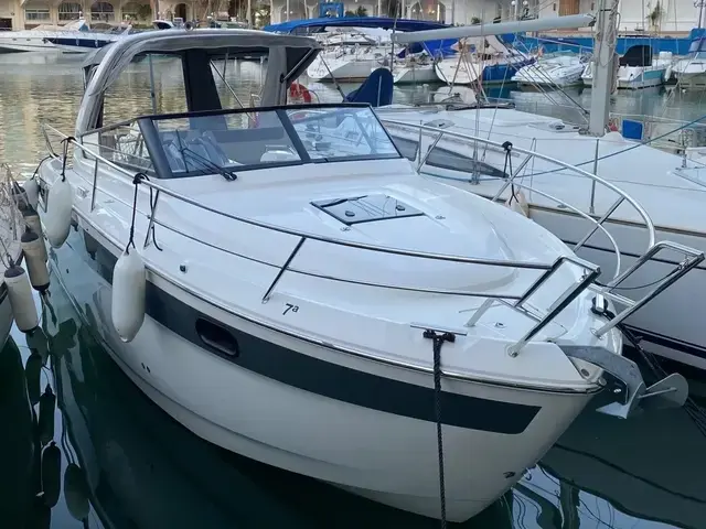 Bavaria Sport 300