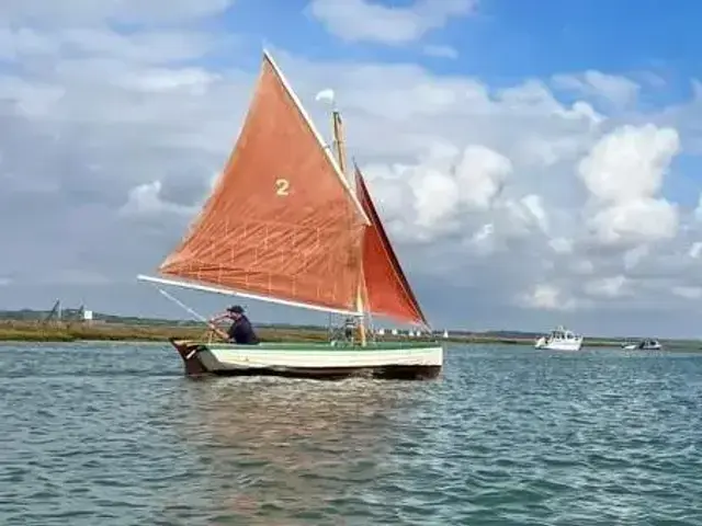 Traditional Lune Whammel 17 Dinghy