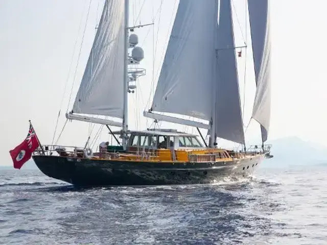 Palmer Johnson 110ft Pilothouse C/B Ketch