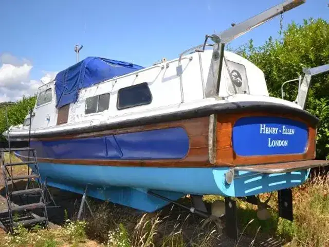 Nelson Yacht 34