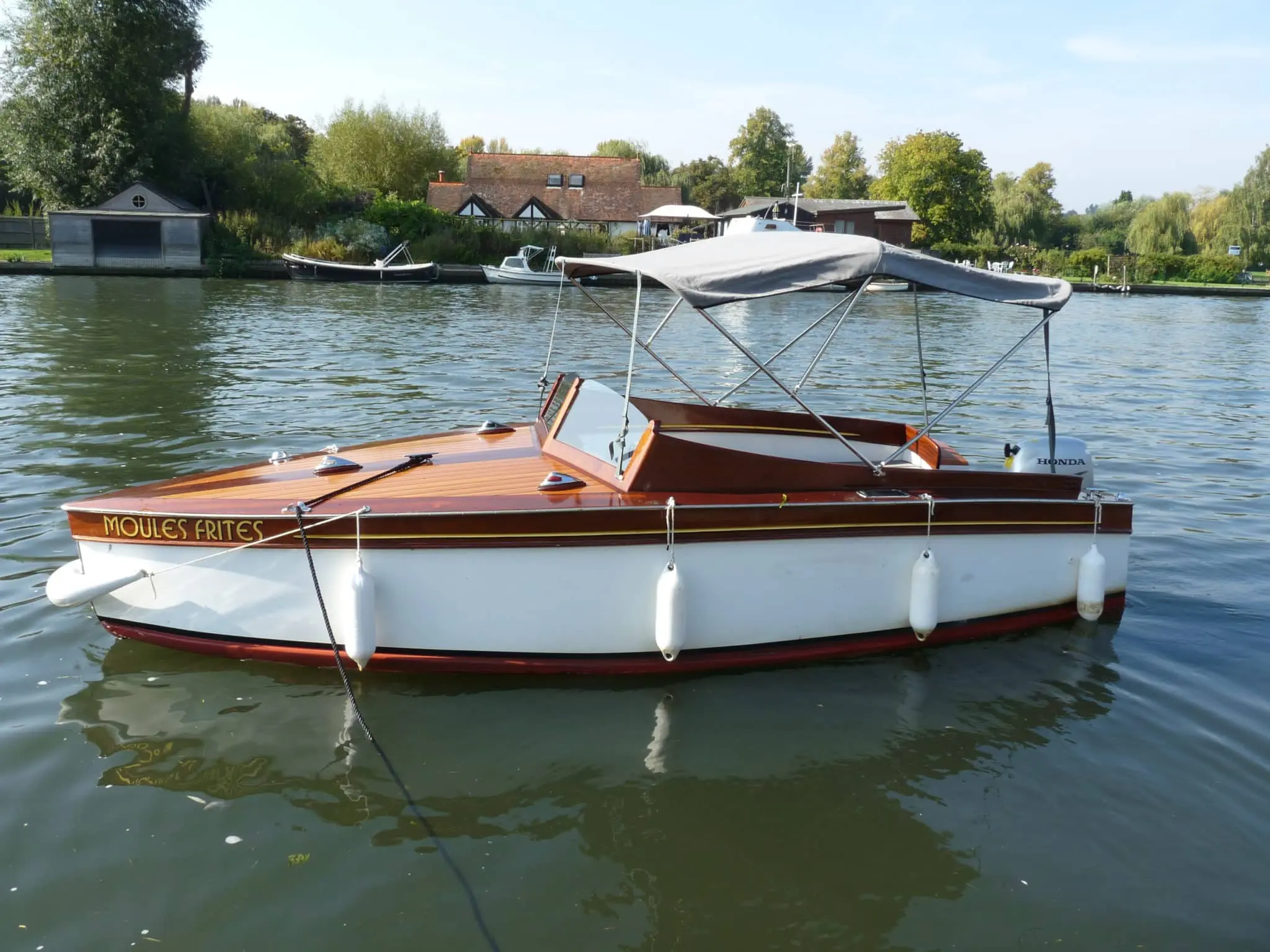 2008 Tides river boat