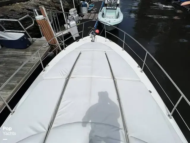 Sea Ray 360 Sundancer