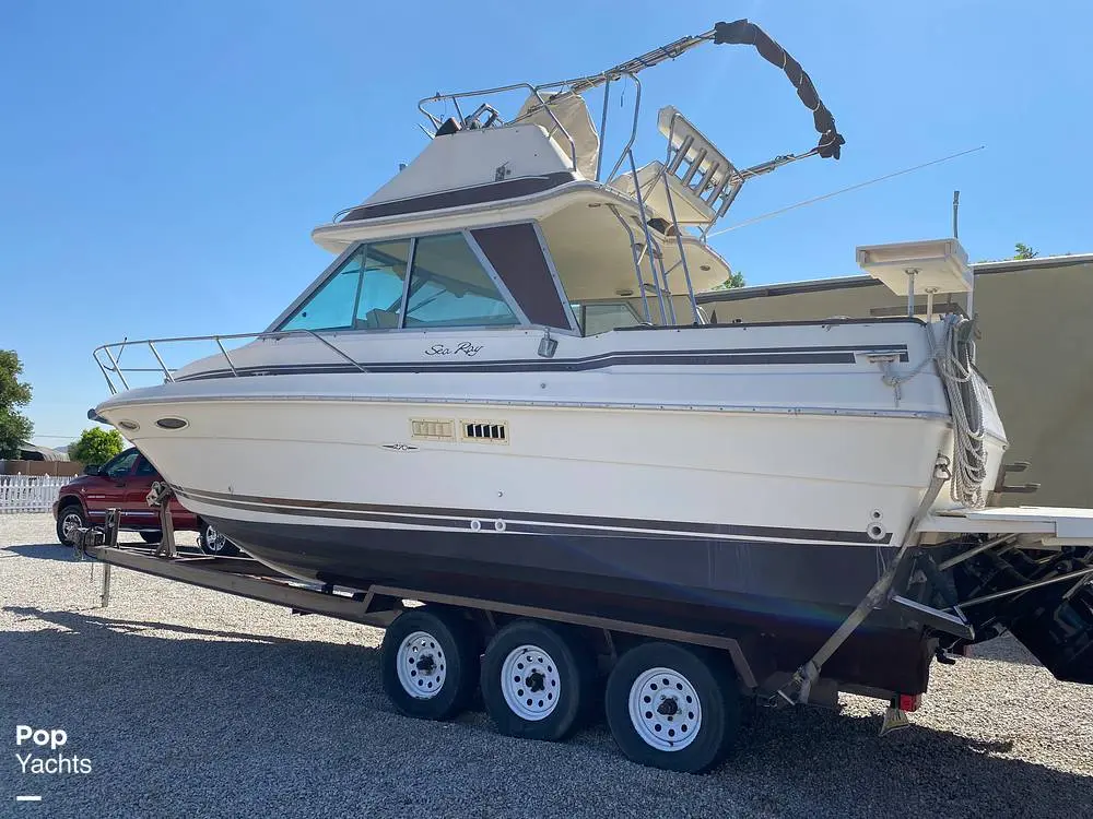 1987 Sea Ray 270 sportfish