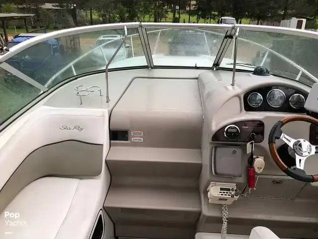 Sea Ray Sundancer 260