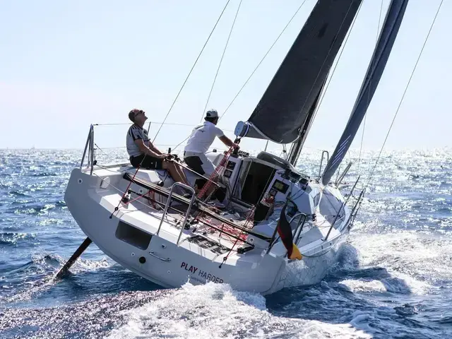 Dehler 30