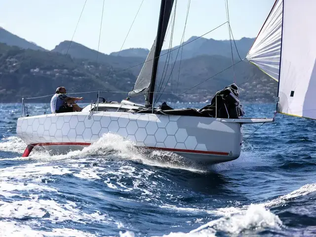 Dehler 30