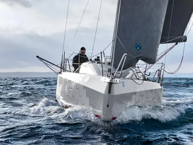 Dehler 30