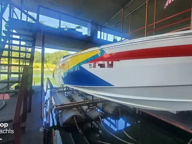 Scarab 38 Thunder