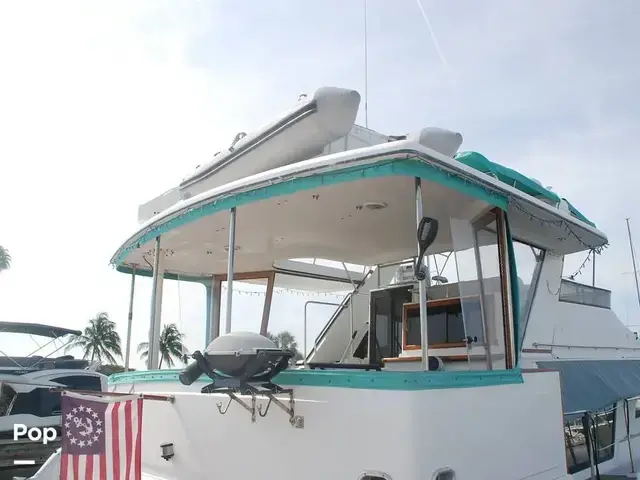 Carver 4207 Aft Cabin Motoryacht