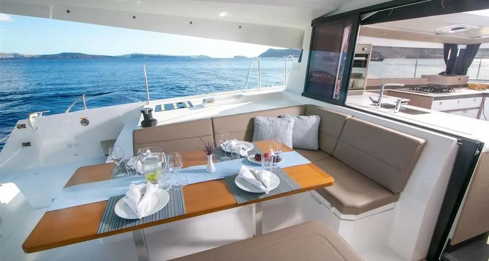 2020 Fountaine Pajot elba 45