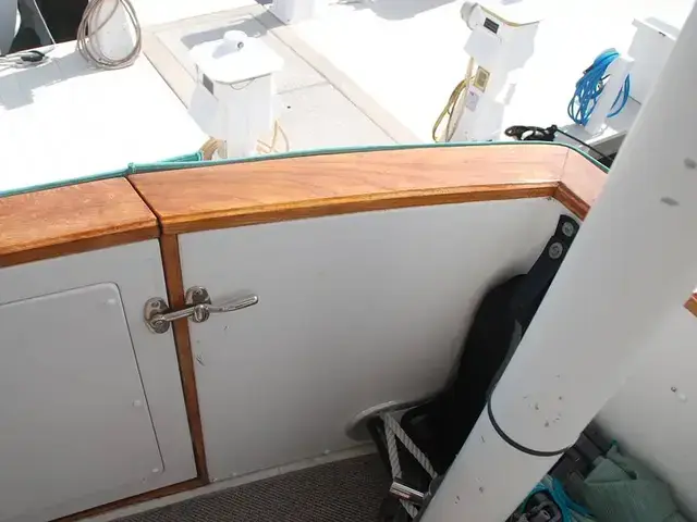 Carver 4207 Aft Cabin Motoryacht