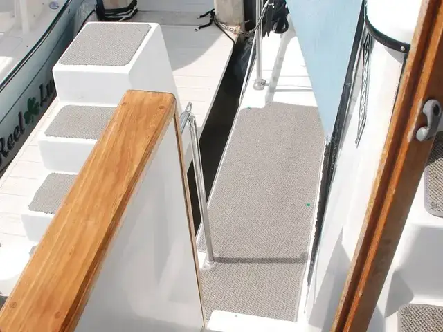 Carver 4207 Aft Cabin Motoryacht