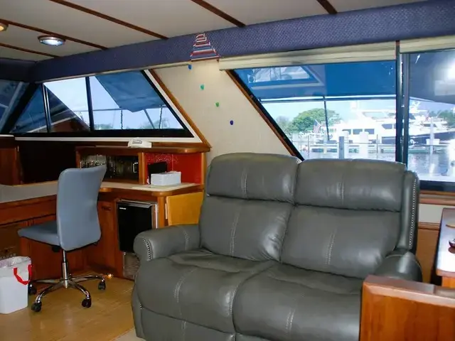 Carver 4207 Aft Cabin Motoryacht