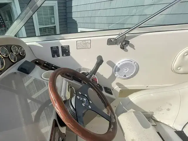 Rinker 270 Fiesta Vee