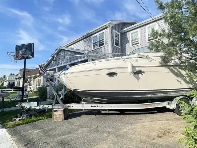 Rinker 270 Fiesta Vee