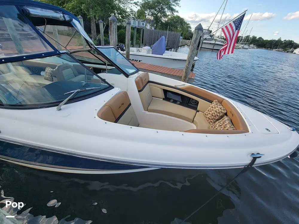 2014 Sea Ray slx 270