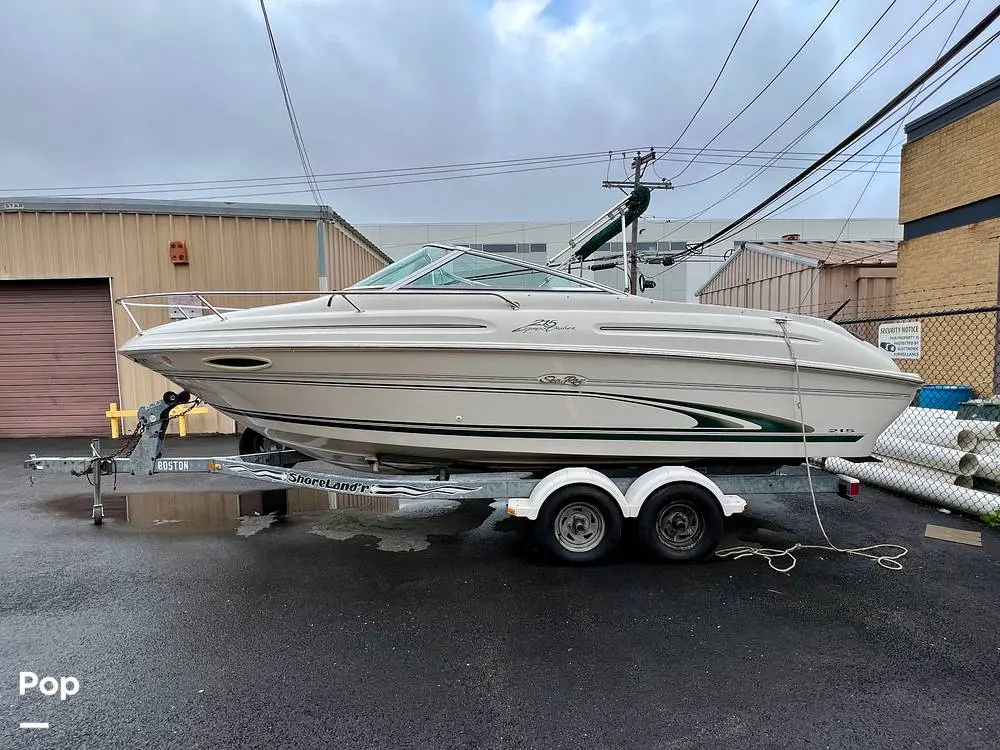 2001 Sea Ray 215 express cruiser