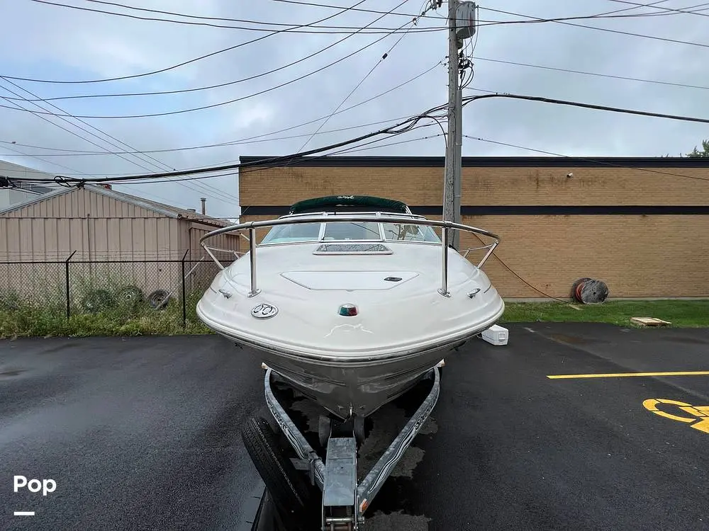 2001 Sea Ray 215 express cruiser