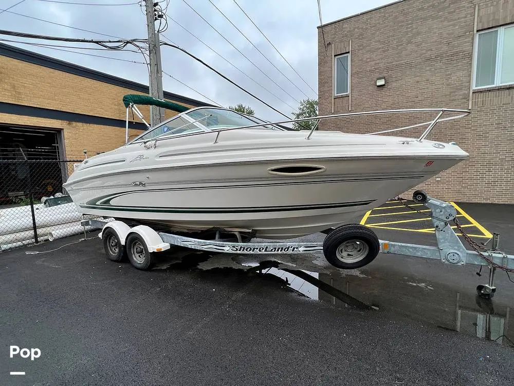 2001 Sea Ray 215 express cruiser