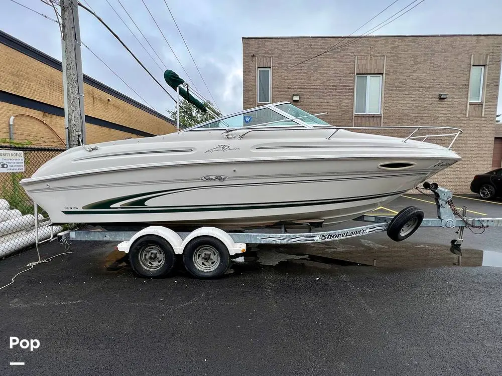 2001 Sea Ray 215 express cruiser