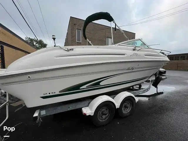 Sea Ray 215 Express Cruiser