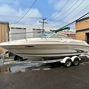 2001 Sea Ray 215 Express Cruiser