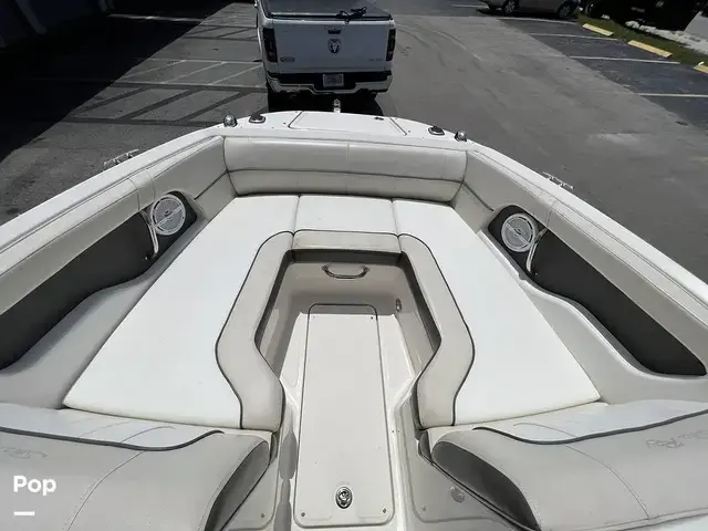 Sea Ray 220 Sundeck