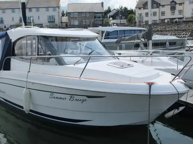 Beneteau Antares 6.80