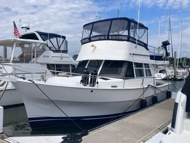 Mainship Boats 390 Trawler