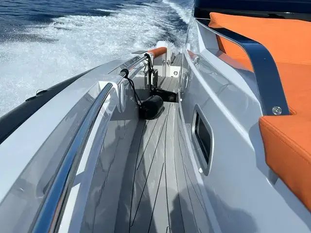 PIRELLI Speedboats Pirelli 35